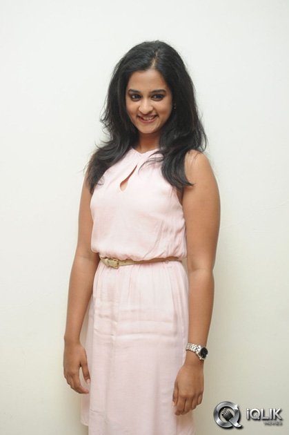 Nanditha-at-Lovers-Movie-Platinum-Disc-Function